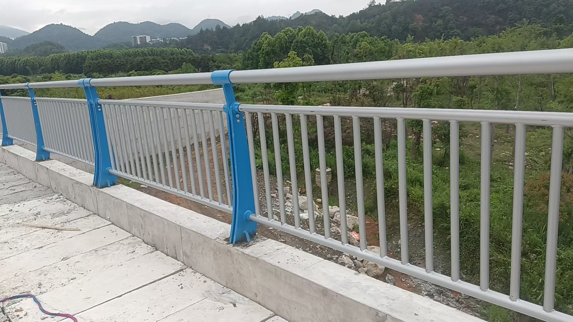 来宾市不锈钢栏杆不锈钢护栏 - 厂家